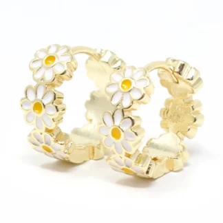 Gold hoop earrings with white daisies